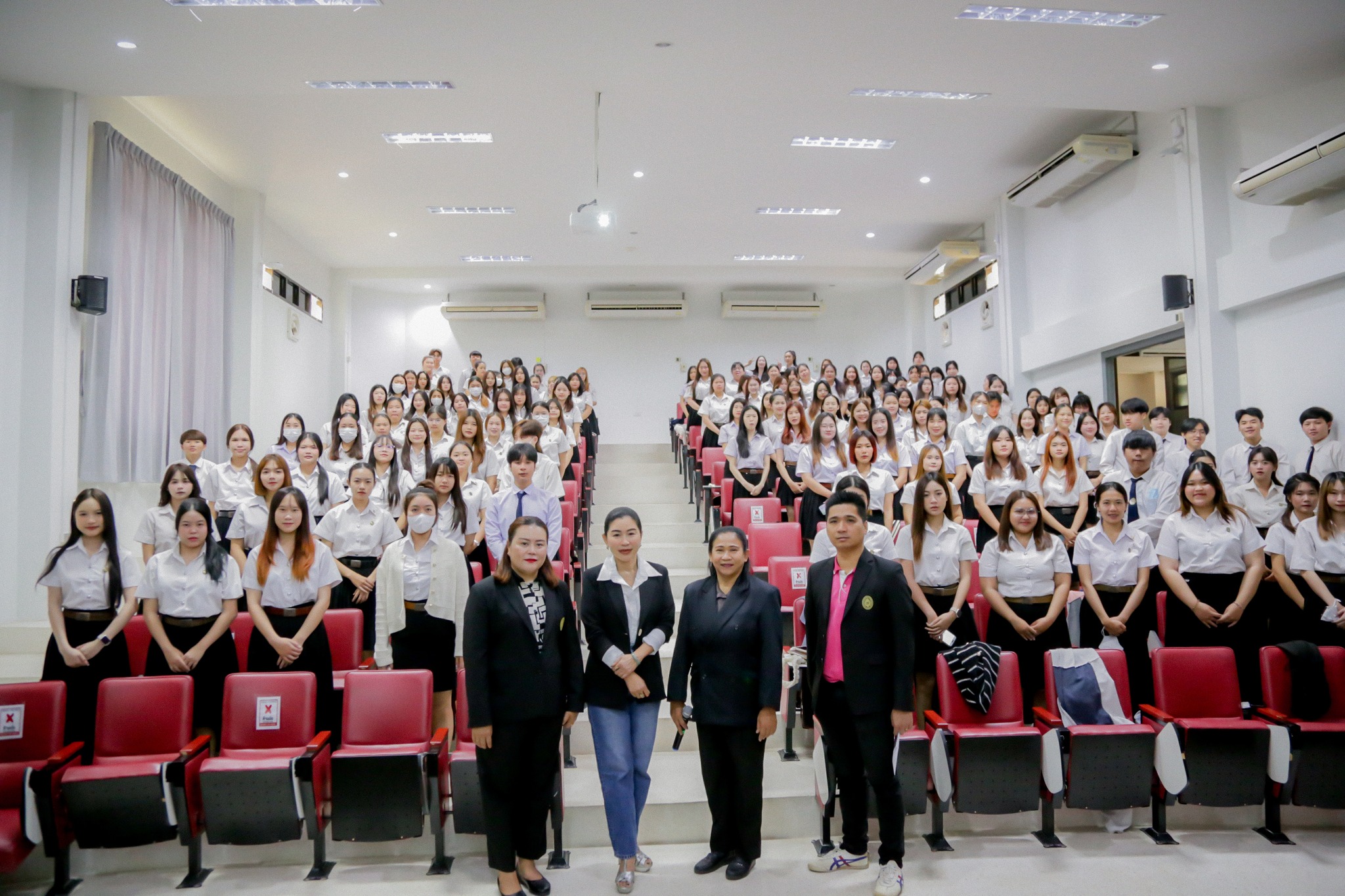 คณะบัญชี จัดการอบรม “การทุจริตและข้อผิดพลาดในองค์กรที่ไม่มีส่วนได้เสียสาธารณะ : วิเคราะห์รายกรณี (องค์กรไม่แสวงหาผลกำไร)