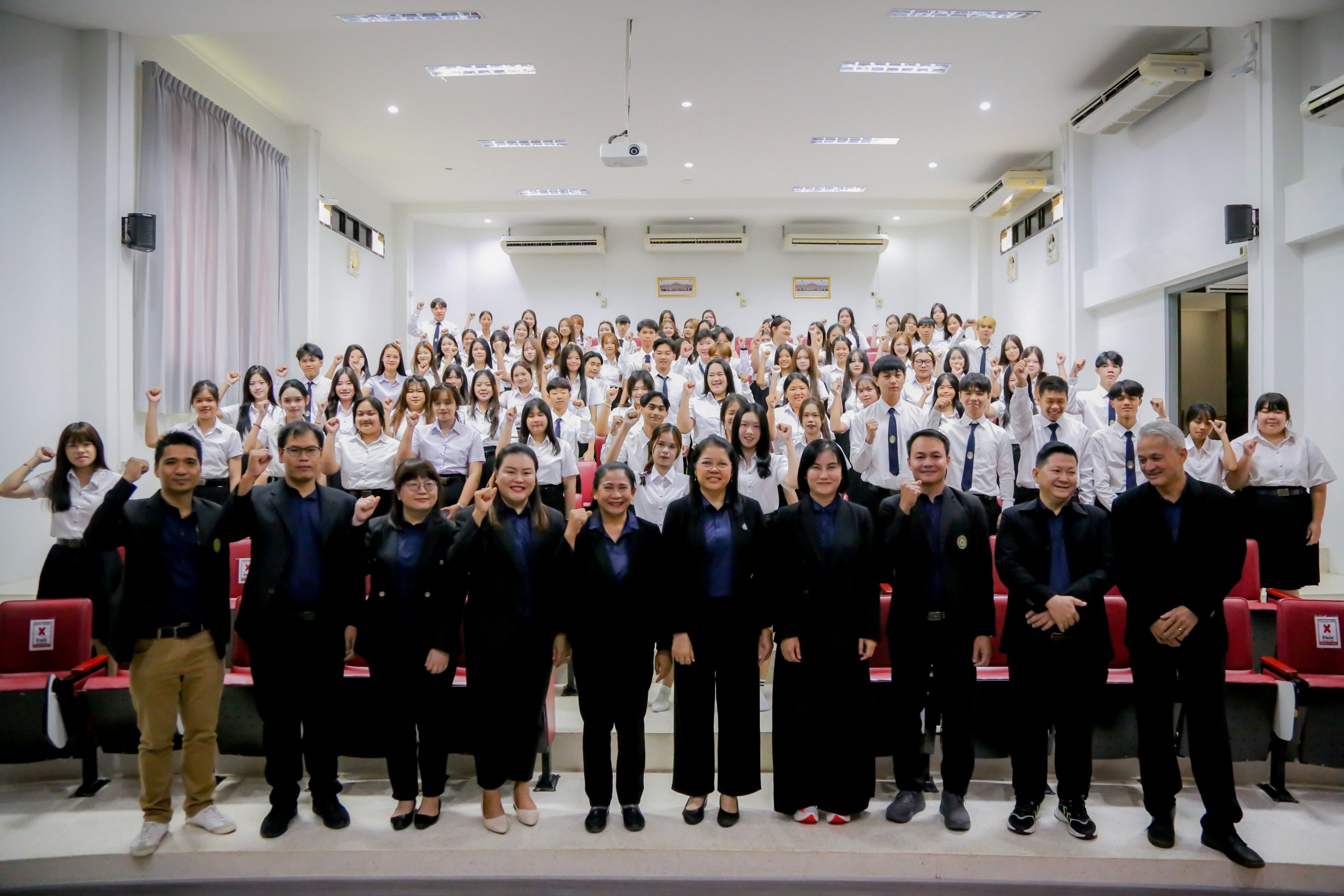 คณะบัญชี จัดกิจกรรมปฐมนิเทศนักศึกษาใหม่ ประจำปีการศึกษา 2569